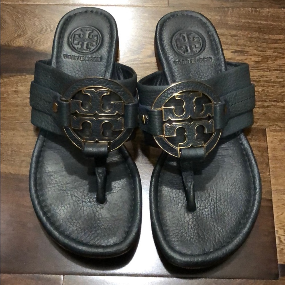 Tory Burch Navy Sandals Size 6.5